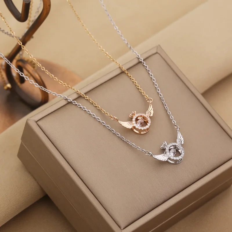 The Heart-Beating Clavicle Chain with Smart Angel Wings Is a Stylish, Light Luxury, Niche Design and Temperament Gift