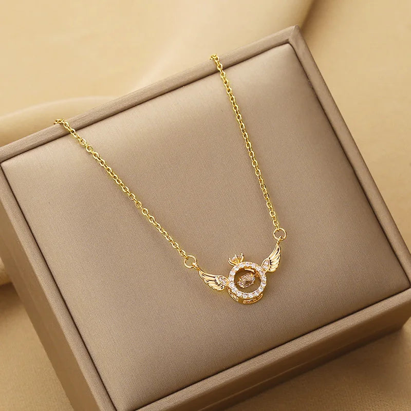 The Heart-Beating Clavicle Chain with Smart Angel Wings Is a Stylish, Light Luxury, Niche Design and Temperament Gift